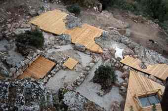 odysseus ithaca palace athanasios excavations archaeology